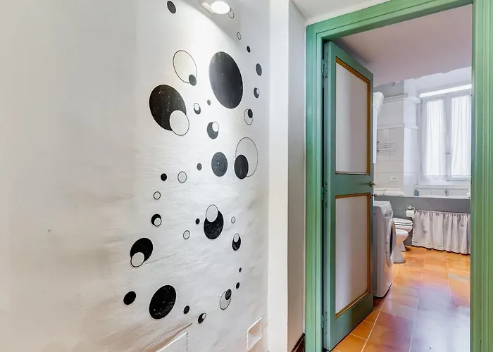 The Unique Pantheon * Rom