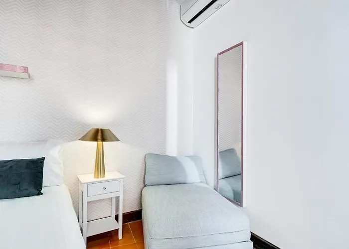 The Unique Pantheon Apartmán *