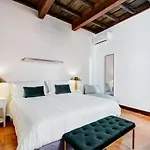 The Unique Pantheon Appartement